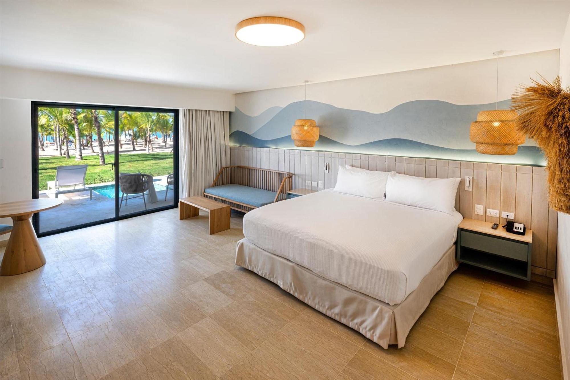 Splash Oceanfront Room, 1 King Bed - Non-Smoking